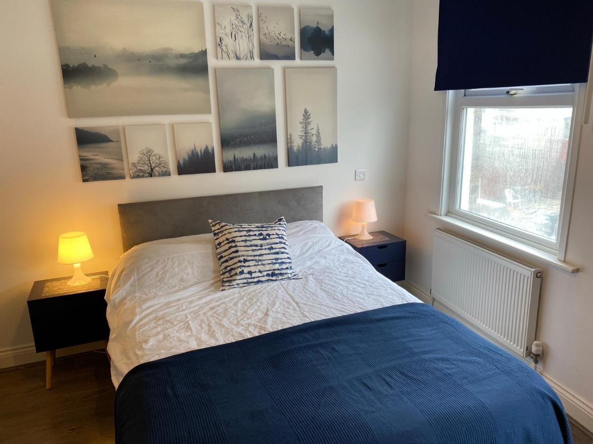 Casa vacanze 35 Mins To London. 3 Bedrooms. 2 Bathrooms With Garden Londra